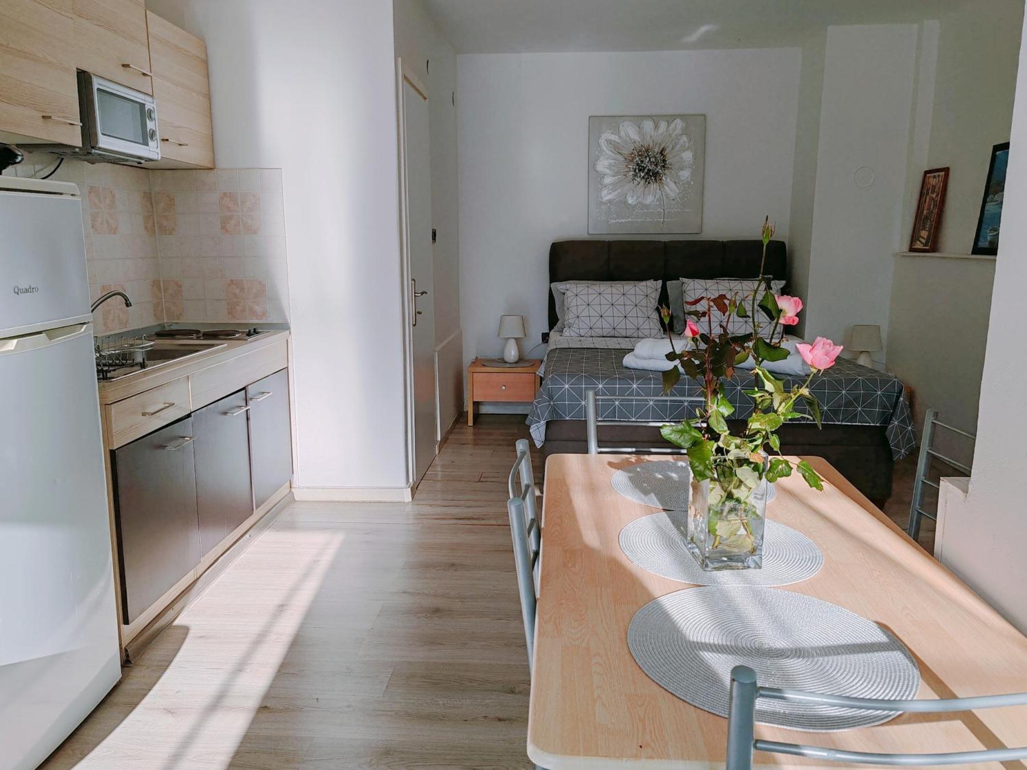 Marko Apartment Ровинь Экстерьер фото