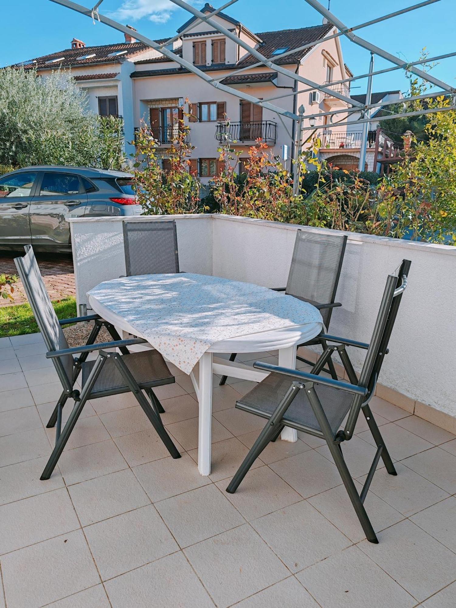Marko Apartment Ровинь Экстерьер фото